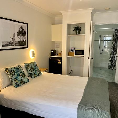 The Carmel Yamba Motel Exterior photo