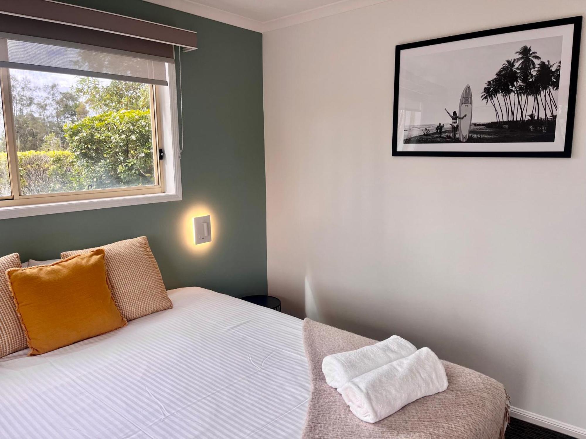 The Carmel Yamba Motel Exterior photo